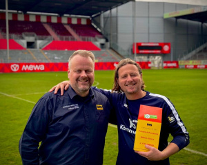 Bo Henriksen mit Betriebsleiter Ralf Feller in Mainz