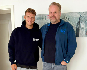 Robin Fellhauer und Ralf Feller (Mitglied der Geschäftsleitung Höhne-Grass)