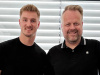 Luca Unbehaun (deutscher Fußballtorhüter) und Ralf Feller (Mitglied der Geschäftsleitung von Höhne-Grass)